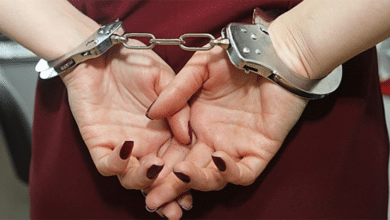 كانت على متن 'لواج'..الاحتفاظ بفتاة  هذا ما قامت به !! tunisienne